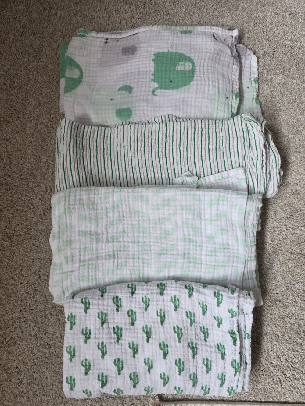 cloud island Green & White Muslin Swaddle Blanket Set - 4 Pack